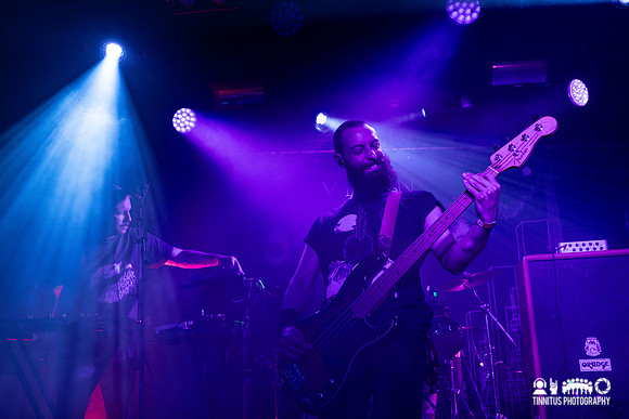 Dvne in concert