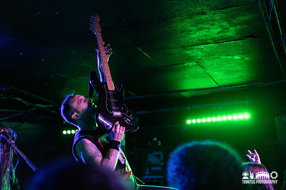 Cave In in concert