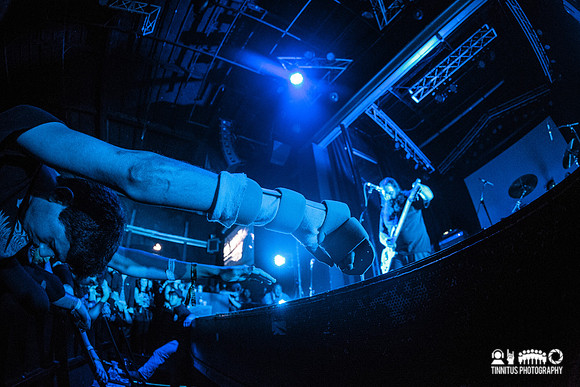 Om in concert