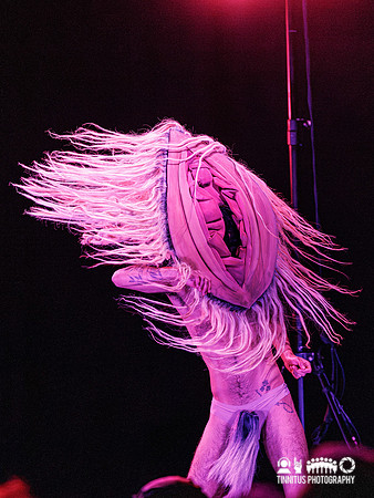 Peaches in concert