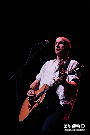 J Robbins in concert