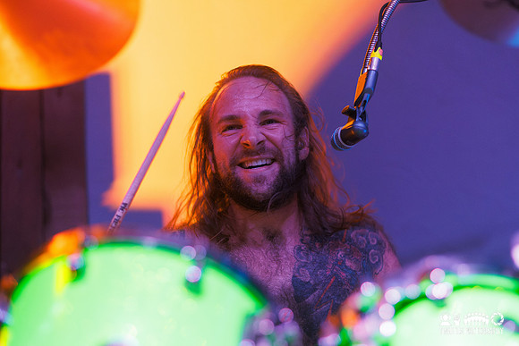 Howling Giant in concert
