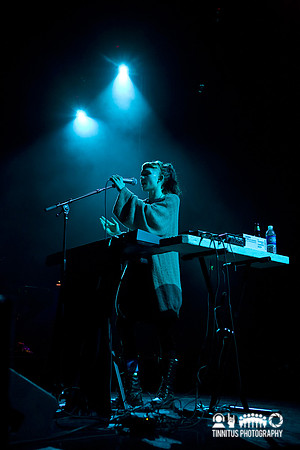 Grimes in concert
