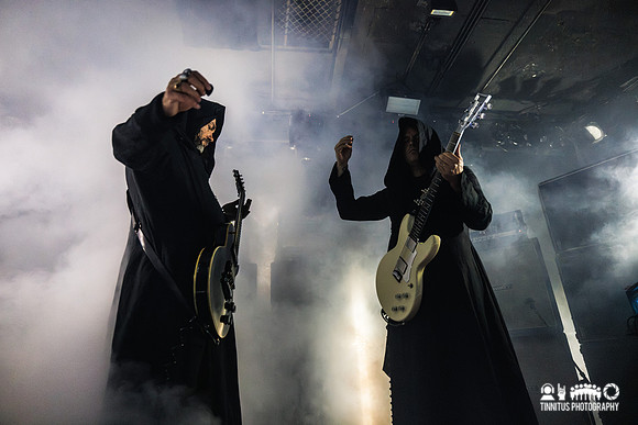 Sunn O))) in concert