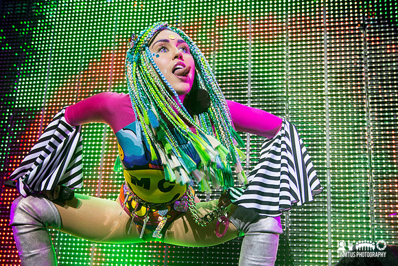Miley Cyrus in concert