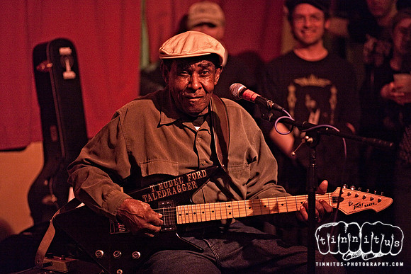 T-Model Ford in concert