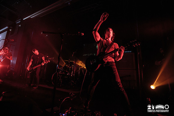 Cave In in concert