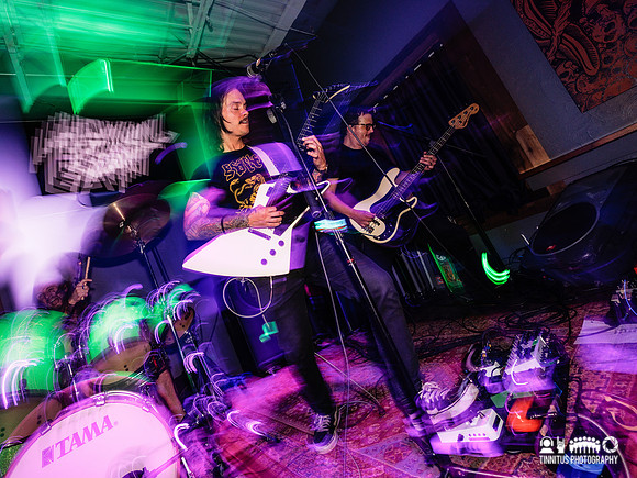 Howling Giant in concert