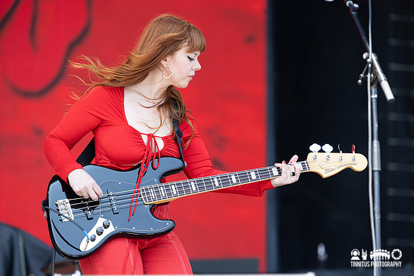 Razor Braids in concert