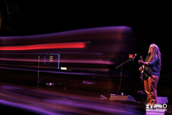 Marisa Anderson in concert