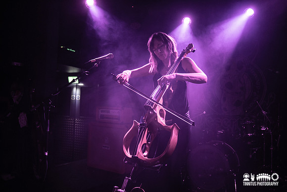 Jo Quail in concert