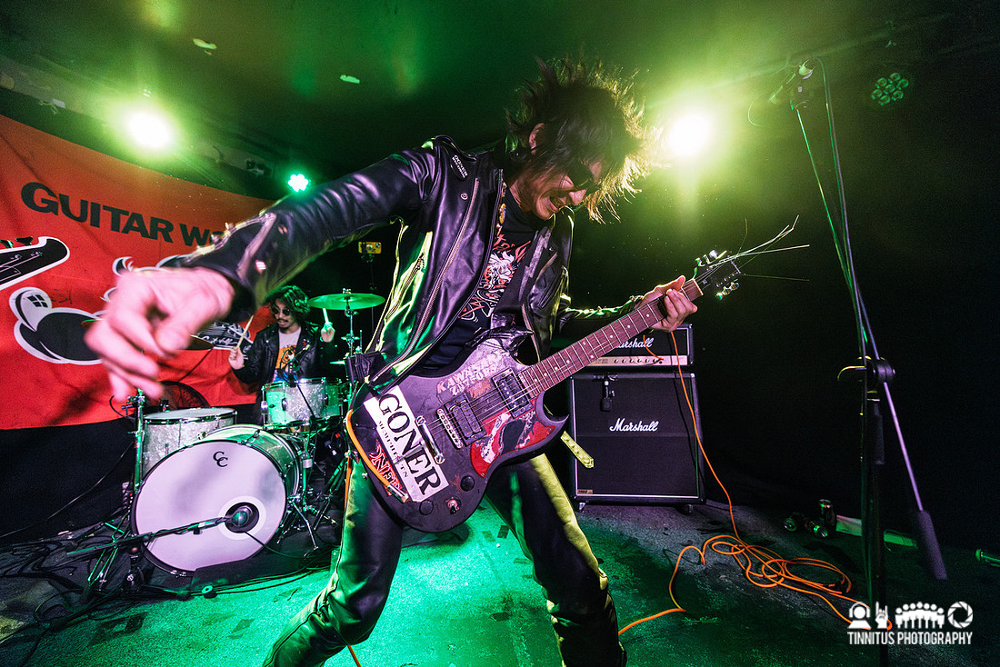 Guitar Wolf in concert