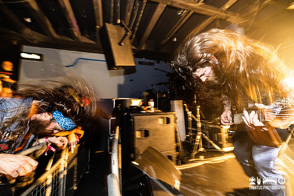 Telekinetic Yeti in concert