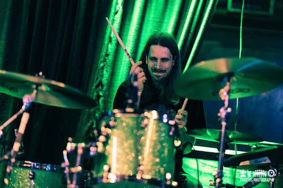 Elder in concert