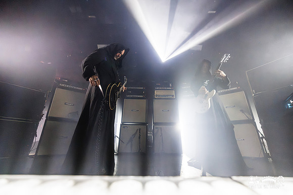 Sunn O))) in concert