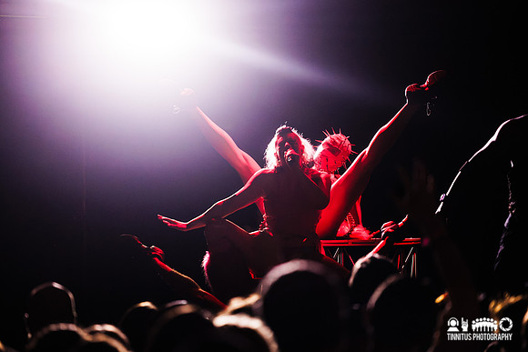 Peaches in concert