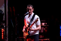 James in concert