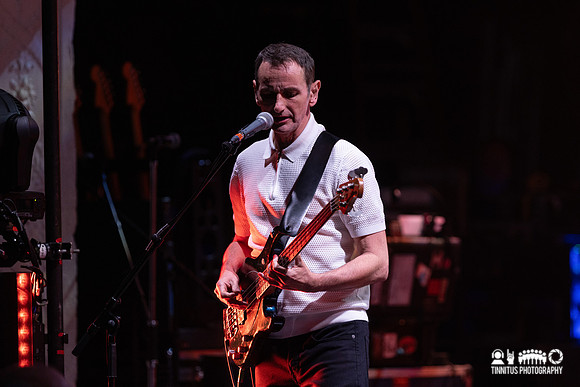 James in concert