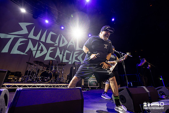 Suicidal Tendencies in concert