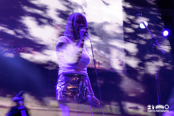 Kim Gordon in concert