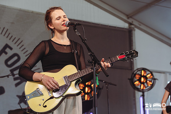 Cassandra Jenkins in concert