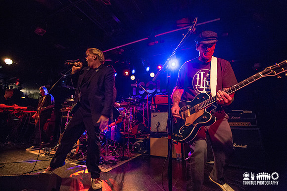 TSOL in concert