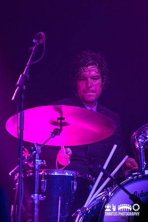 The Make-Up in concert at ATP's I'll Be Your Mirror festival