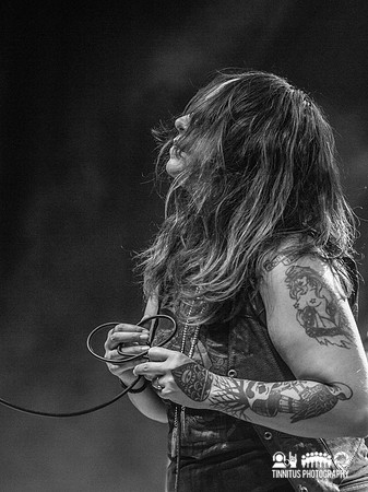 Windhand in concert