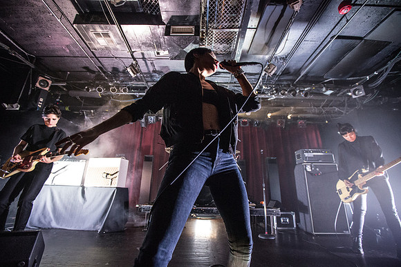 Savages in concert