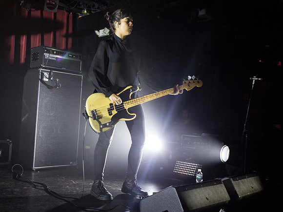 Savages in concert