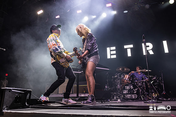Metric in concert