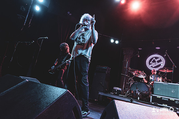 Guided By Voices in concert