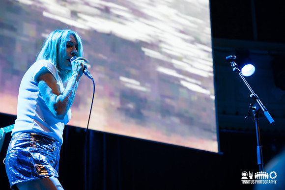 Kim Gordon in concert
