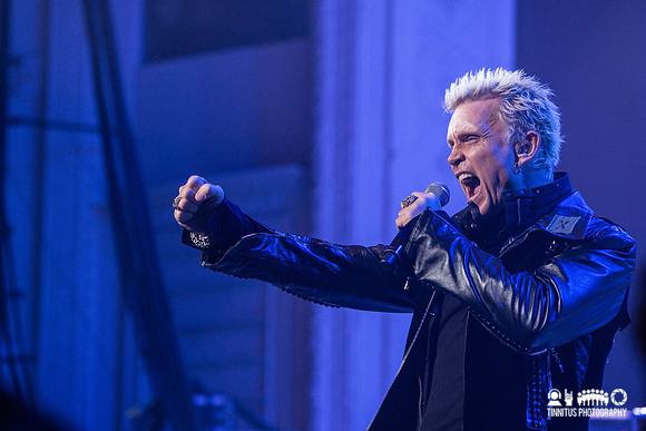 Billy Idol in concert
