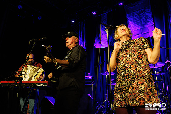 Mini Mekons in concert