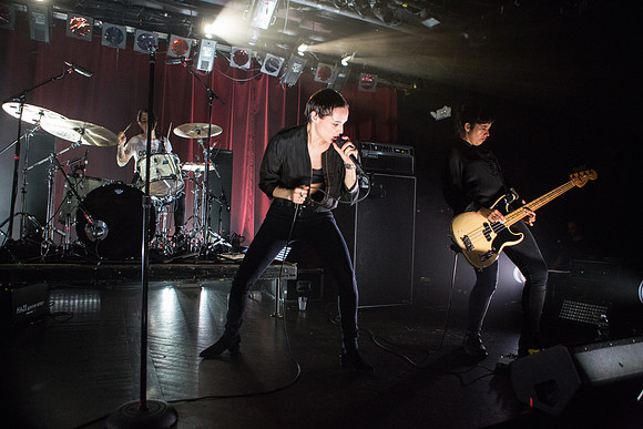 Savages in concert