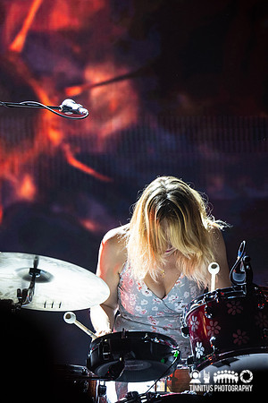 James in concert