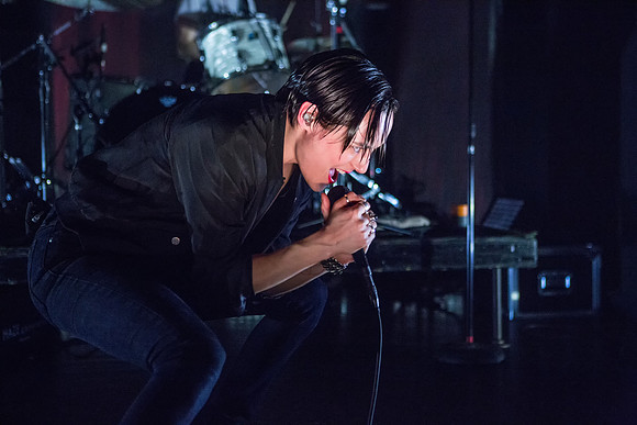 Savages in concert