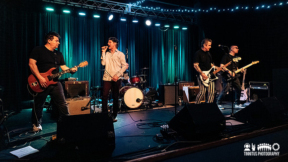Bright Paper Werewolves in concert
