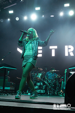 Metric in concert
