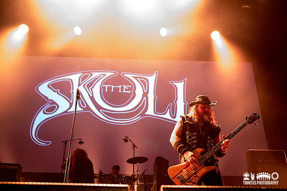 The Skull in concert