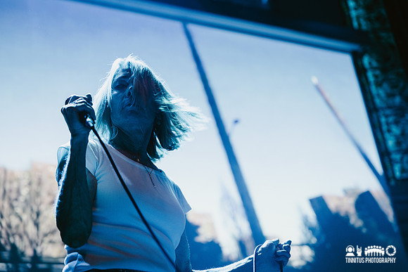 Kim Gordon in concert