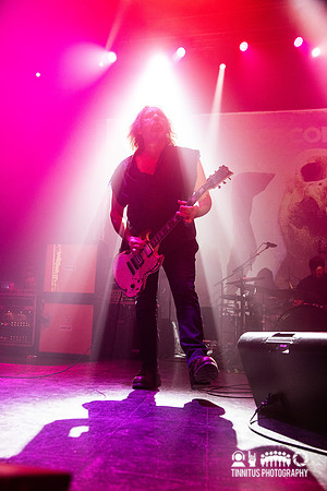 Corrosion of Conformity in concert