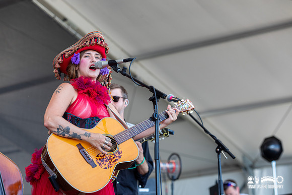 Sierra Ferrell in concert