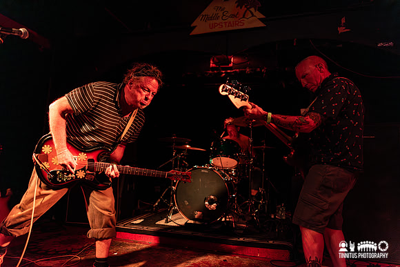 Cherubs in concert