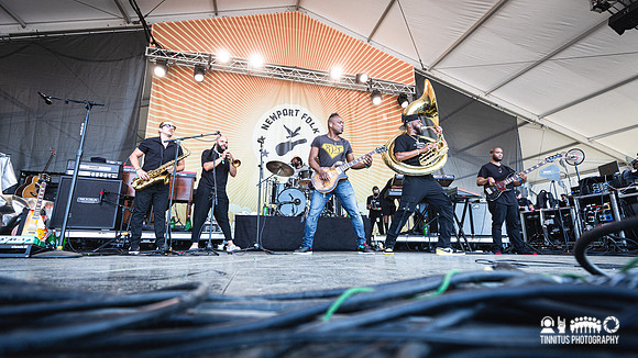 The Roots in concert