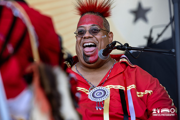 Eastern Medicine Singers in concert