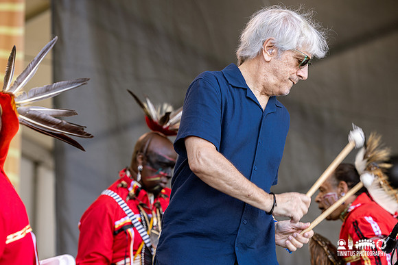 Eastern Medicine Singers in concert