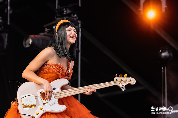 Khruangbin in concert