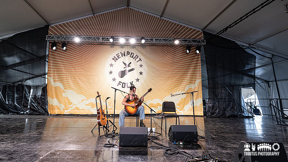 Adrienne Lenker in concert